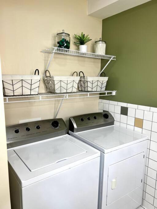 Midtown Flat Near Overton Park & Downtown ممفيس المظهر الخارجي الصورة